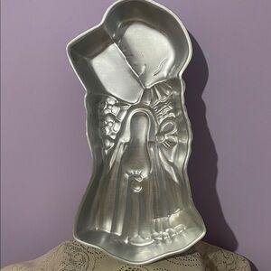Holly Hobbie 1975 cake pan like new